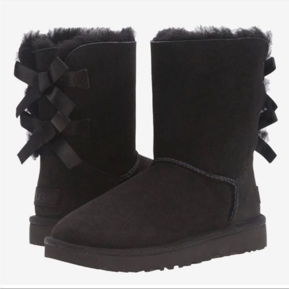 UGG Boots Bailey Bow Sheepskin Size 6 Black - Picture 11 of 12
